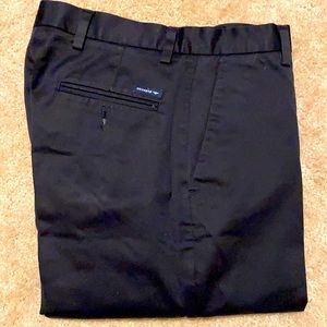 Men’s Docker dress pants in Black